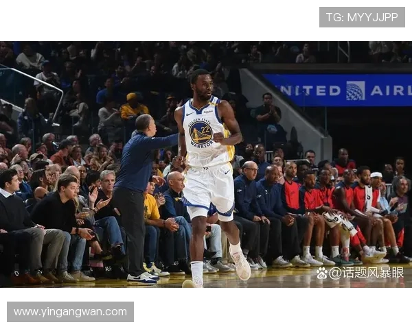 科尔表示新规则将利好库里以往对其手臂的防守过于激烈